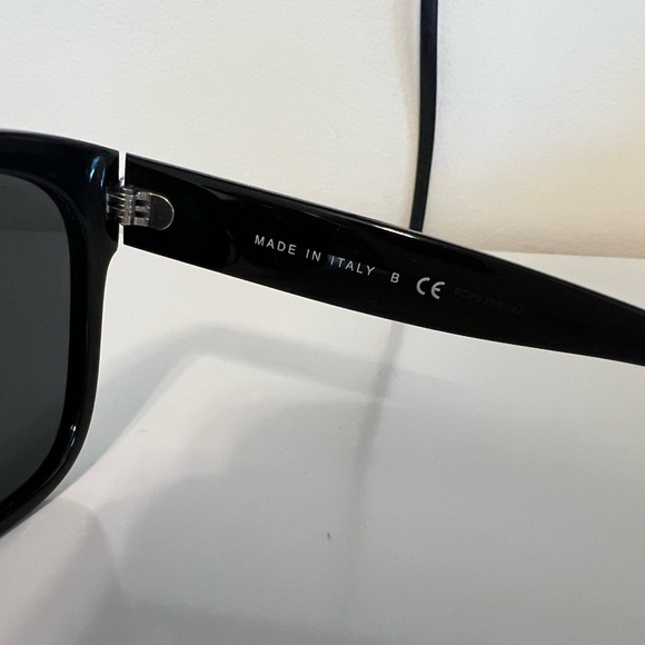 Chanel sunglasses. - Picture 6 of 12